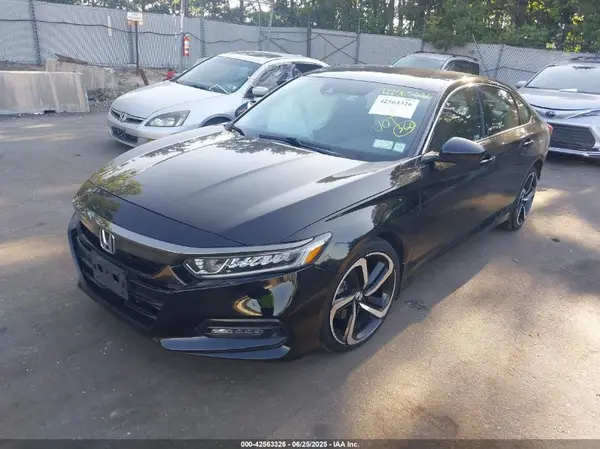 1HGCV1F39JA180145 2018 HONDA ACCORD - Image 2