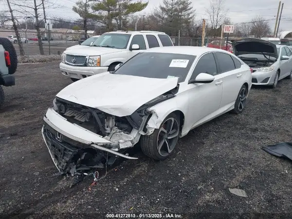 1HGCV1F39JA197415 2018 HONDA ACCORD - Image 2