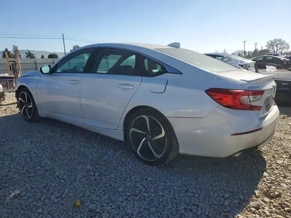 1HGCV1F39JA204668 2018 HONDA ACCORD - Image 2