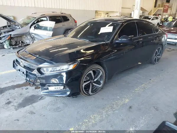 1HGCV1F39JA205111 2018 HONDA ACCORD - Image 2
