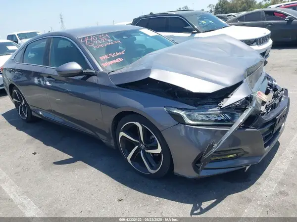 1HGCV1F39JA206565 2018 HONDA ACCORD - Image 1