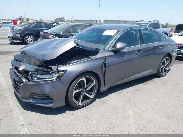 1HGCV1F39JA206565 2018 HONDA ACCORD - Image 2