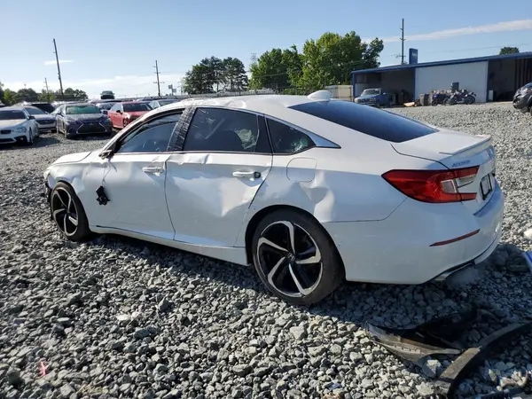 1HGCV1F39JA211278 2018 HONDA ACCORD - Image 2