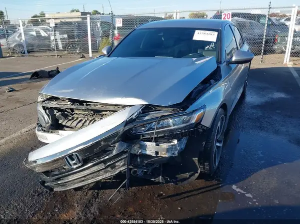 1HGCV1F39JA219946 2018 HONDA ACCORD - Image 2