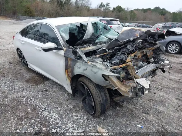 1HGCV1F39JA226833 2018 HONDA ACCORD - Image 1