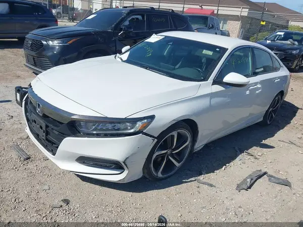 1HGCV1F39JA227061 2018 HONDA ACCORD - Image 2