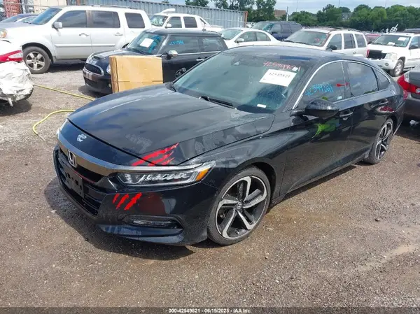1HGCV1F39JA227366 2018 HONDA ACCORD - Image 2