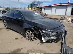 1HGCV1F39JA230932 2018 HONDA ACCORD