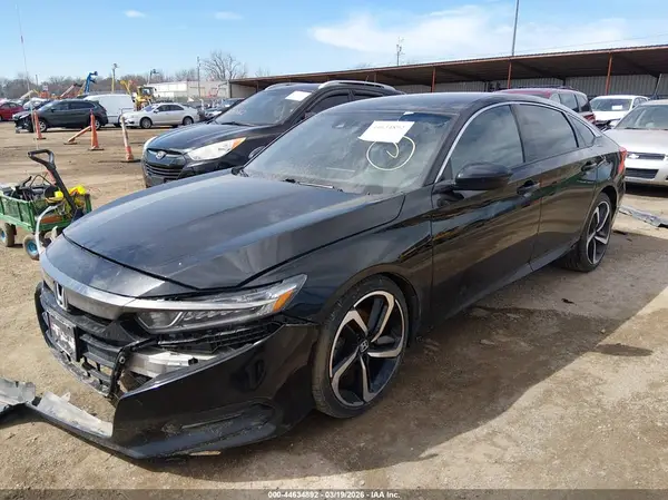 1HGCV1F39JA230932 2018 HONDA ACCORD - Image 2
