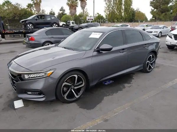 1HGCV1F39JA231272 2018 HONDA ACCORD - Image 2