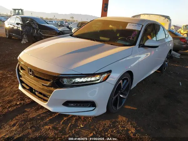 1HGCV1F39JA234012 2018 HONDA ACCORD - Image 2