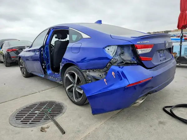 1HGCV1F39JA234589 2018 HONDA ACCORD - Image 2
