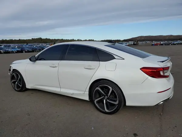 1HGCV1F39JA239047 2018 HONDA ACCORD - Image 2