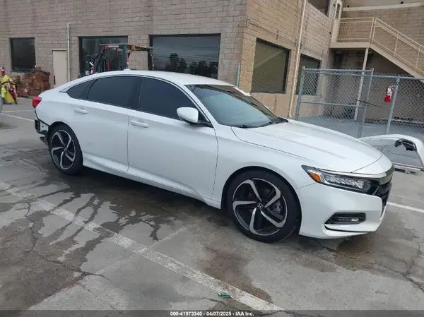 1HGCV1F39JA265793 2018 HONDA ACCORD - Image 1