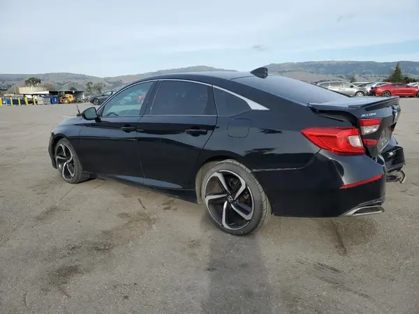 1HGCV1F39JA267947 2018 HONDA ACCORD - Image 2