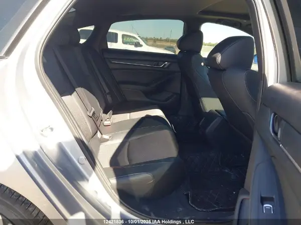 1HGCV1F39JA806633 2018 HONDA ACCORD - Image 8