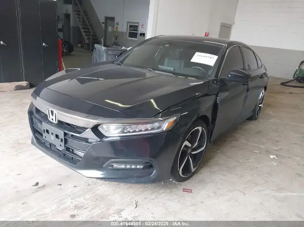 1HGCV1F39KA074151 2019 HONDA ACCORD - Image 2