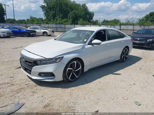 1HGCV1F39KA077504 2019 HONDA ACCORD - Image 2