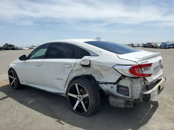 1HGCV1F39KA134624 2019 HONDA ACCORD - Image 2