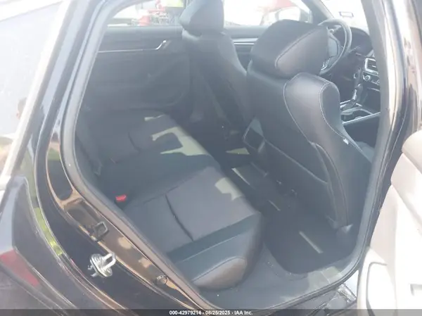 1HGCV1F39KA138169 2019 HONDA ACCORD - Image 8