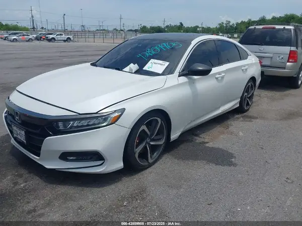 1HGCV1F39KA157224 2019 HONDA ACCORD - Image 2