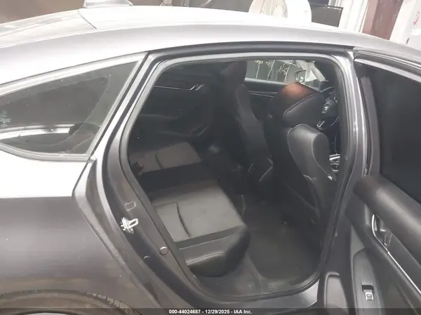 1HGCV1F39KA162939 2019 HONDA ACCORD - Image 8