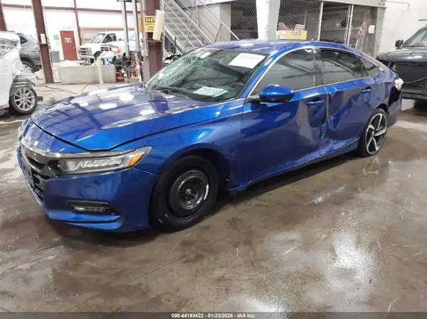 1HGCV1F39LA015635 2020 HONDA ACCORD - Image 2