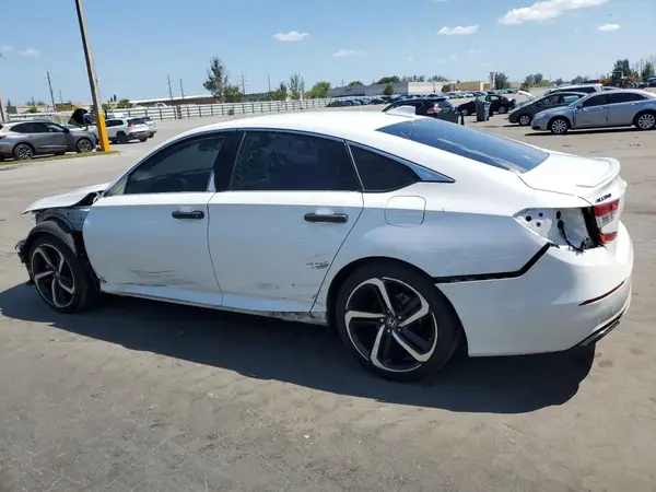 1HGCV1F39LA138898 2020 HONDA ACCORD - Image 2