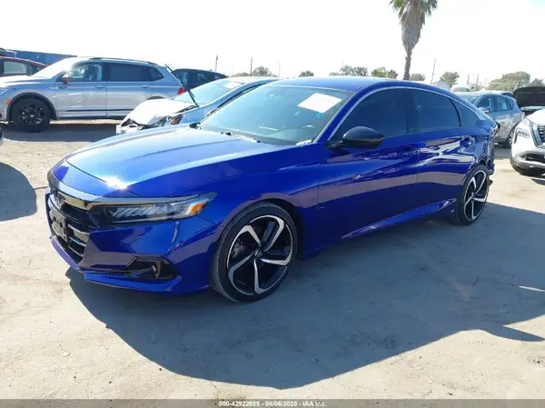 1HGCV1F39NA010681 2022 HONDA ACCORD - Image 2
