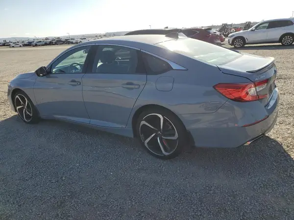 1HGCV1F39NA044118 2022 HONDA ACCORD - Image 2