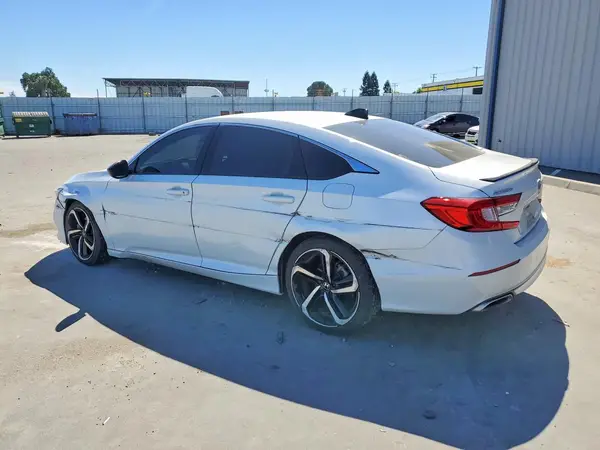 1HGCV1F39NA069746 2022 HONDA ACCORD - Image 2
