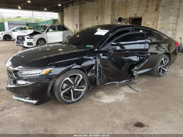 1HGCV1F39NA087809 2022 HONDA ACCORD - Image 2