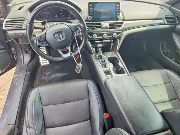 1HGCV1F3XJA001692 2018 HONDA ACCORD - Image 8