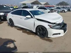 1HGCV1F3XJA007735 2018 HONDA ACCORD