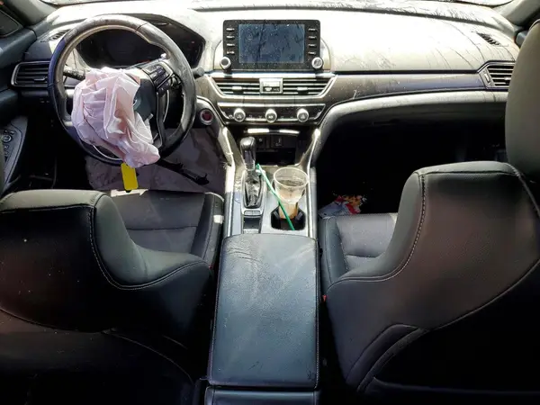 1HGCV1F3XJA011798 2018 HONDA ACCORD - Image 8