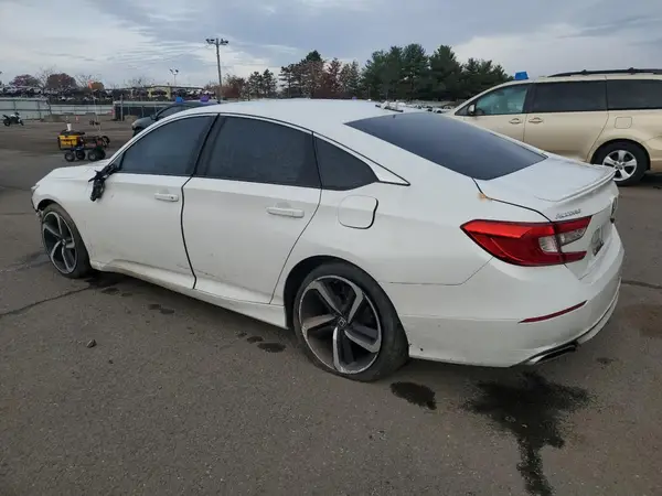 1HGCV1F3XJA020212 2018 HONDA ACCORD - Image 2