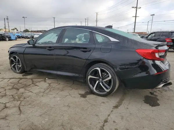 1HGCV1F3XJA020517 2018 HONDA ACCORD - Image 2