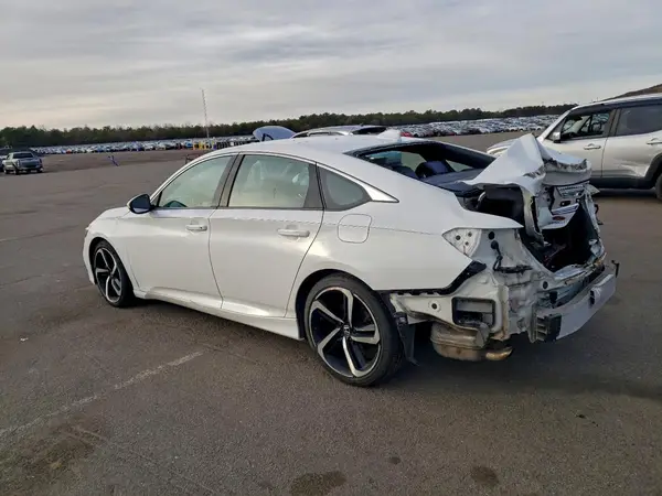 1HGCV1F3XJA022154 2018 HONDA ACCORD - Image 2