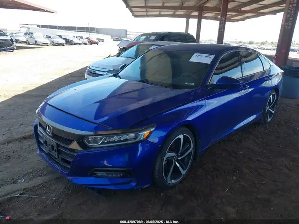 1HGCV1F3XJA026365 2018 HONDA ACCORD - Image 2