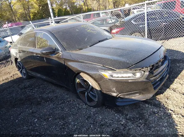 1HGCV1F3XJA029976 2018 HONDA ACCORD - Image 1