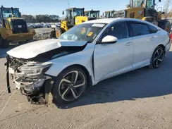 1HGCV1F3XJA032215 2018 HONDA ACCORD