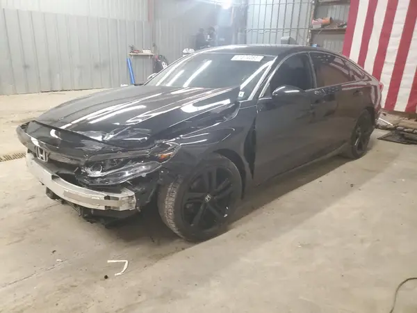 1HGCV1F3XJA033039 2018 HONDA ACCORD - Image 1