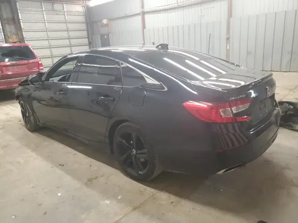 1HGCV1F3XJA033039 2018 HONDA ACCORD - Image 2