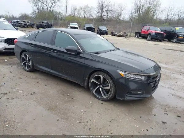 1HGCV1F3XJA034904 2018 HONDA ACCORD - Image 1