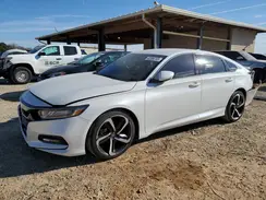 1HGCV1F3XJA051802 2018 HONDA ACCORD