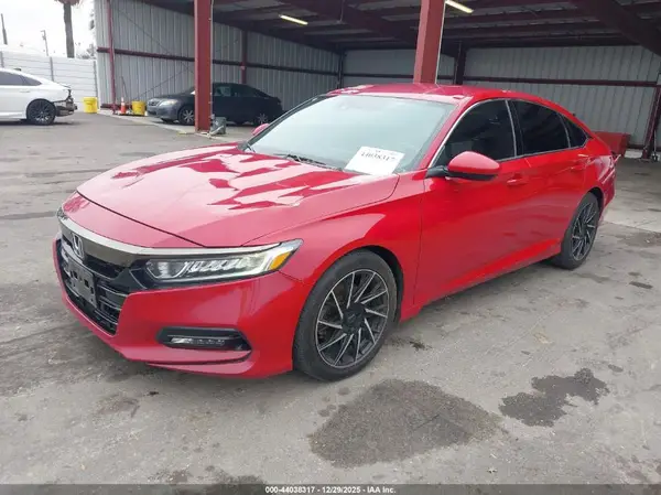 1HGCV1F3XJA054523 2018 HONDA ACCORD - Image 2