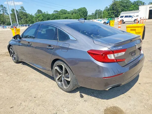 1HGCV1F3XJA056272 2018 HONDA ACCORD - Image 2
