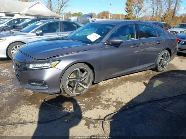 1HGCV1F3XJA060838 2018 HONDA ACCORD - Image 2