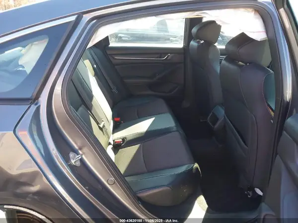 1HGCV1F3XJA060838 2018 HONDA ACCORD - Image 8