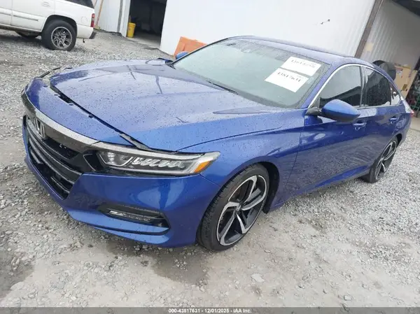 1HGCV1F3XJA062704 2018 HONDA ACCORD - Image 2